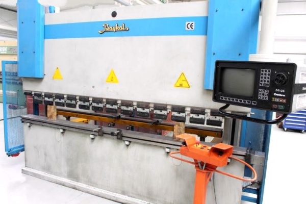 Used Baykal CNC Press Brake 2000 APHS 3108 x 150