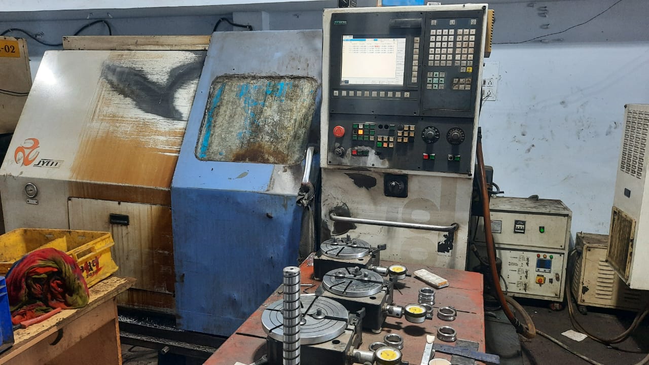 Used Jyoti CNC Lathe 2006 DX 100 Linear