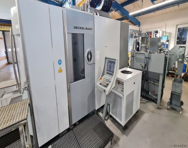 Used Deckel Maho Horizontal Machining Center ( HMC ) 2000 DMC 63H