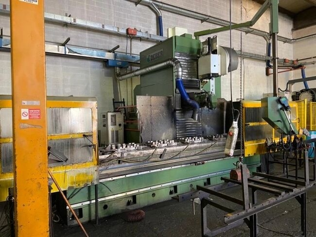 Used DEBER Milling Machine 2001 MDM4