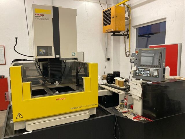 Used Fanuc EDM -Wirecut  Robocut α-C800iB