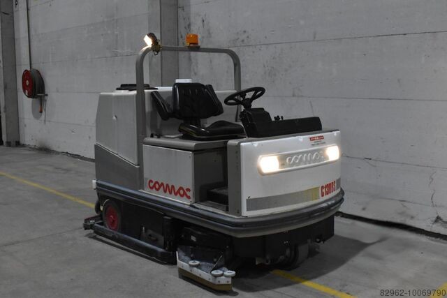 Used COMAC Cleaning Machine 2013 c130 BS