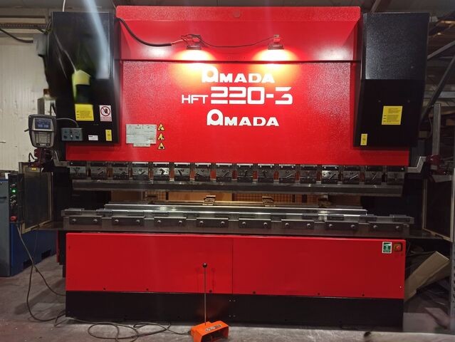 Used Amada Hydraulic Press Brake 2004 HFT 220