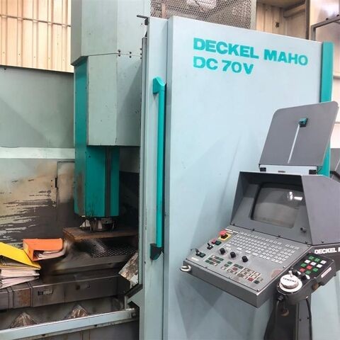 Used Deckel Maho Vertical Machining Center ( VMC ) 1994 DC 70 V