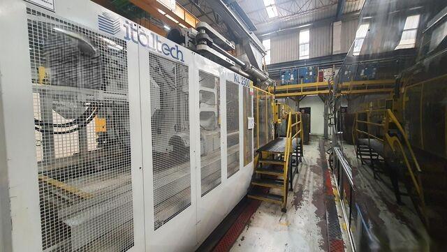 Used Italtech Injection Moulding Machine 2016 KS 2300