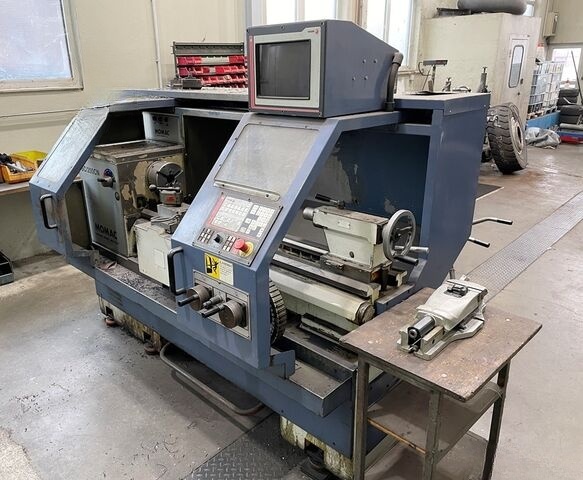 Used Momac CNC Lathe 1996 SC 200 CN