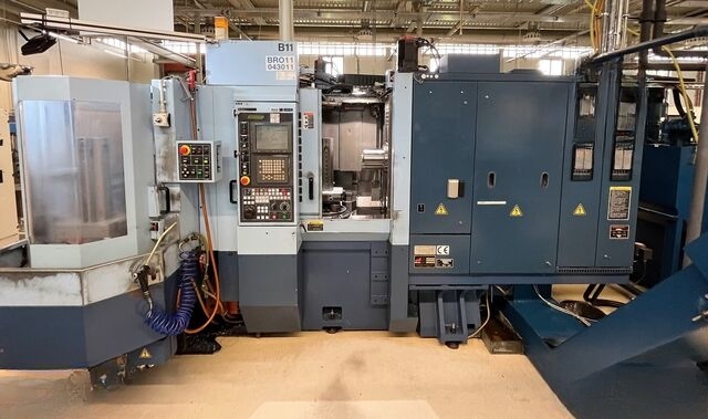 Used Matsuura Horizontal Machining Center ( HMC ) 2003 H.PLUS-300 PC-5