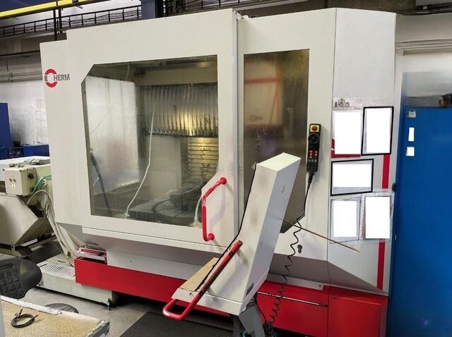 Used Hermle Universal Machining Center 2004 U 1130