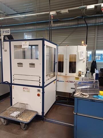 Used Kitamura Vertical Machining Center ( VMC )  HX-250iF