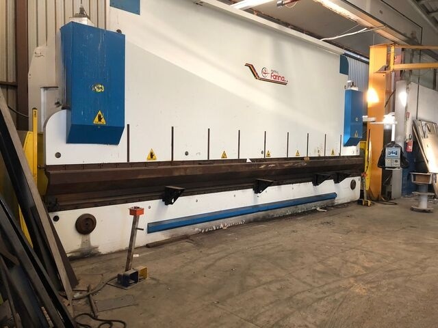 Used FARINA CNC Press Brake 2005  PFO-PS 500