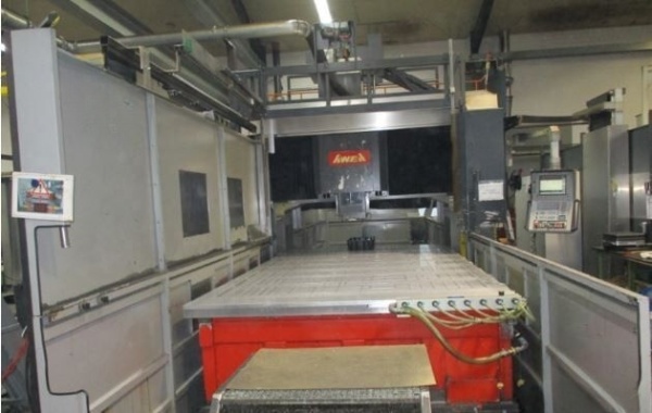 Used Awea Vertical Machining Center ( VMC ) 2009 LP5025Z