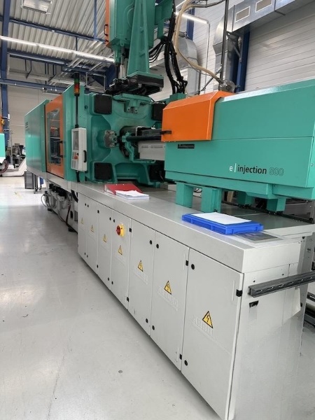 Used Arburg Injection Moulding Machine 2017 720A 3200 800/70