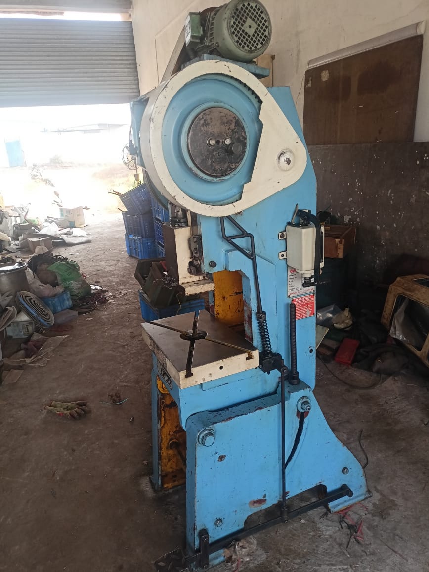 Used Shailesh Power Press 2013 NA