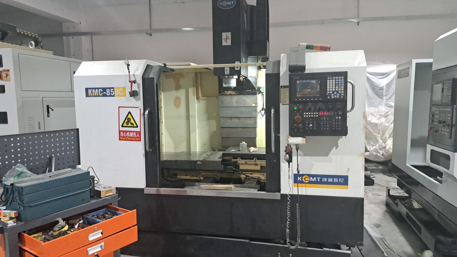 Used KMT Vertical Machining Center ( VMC )  KMC-85DC