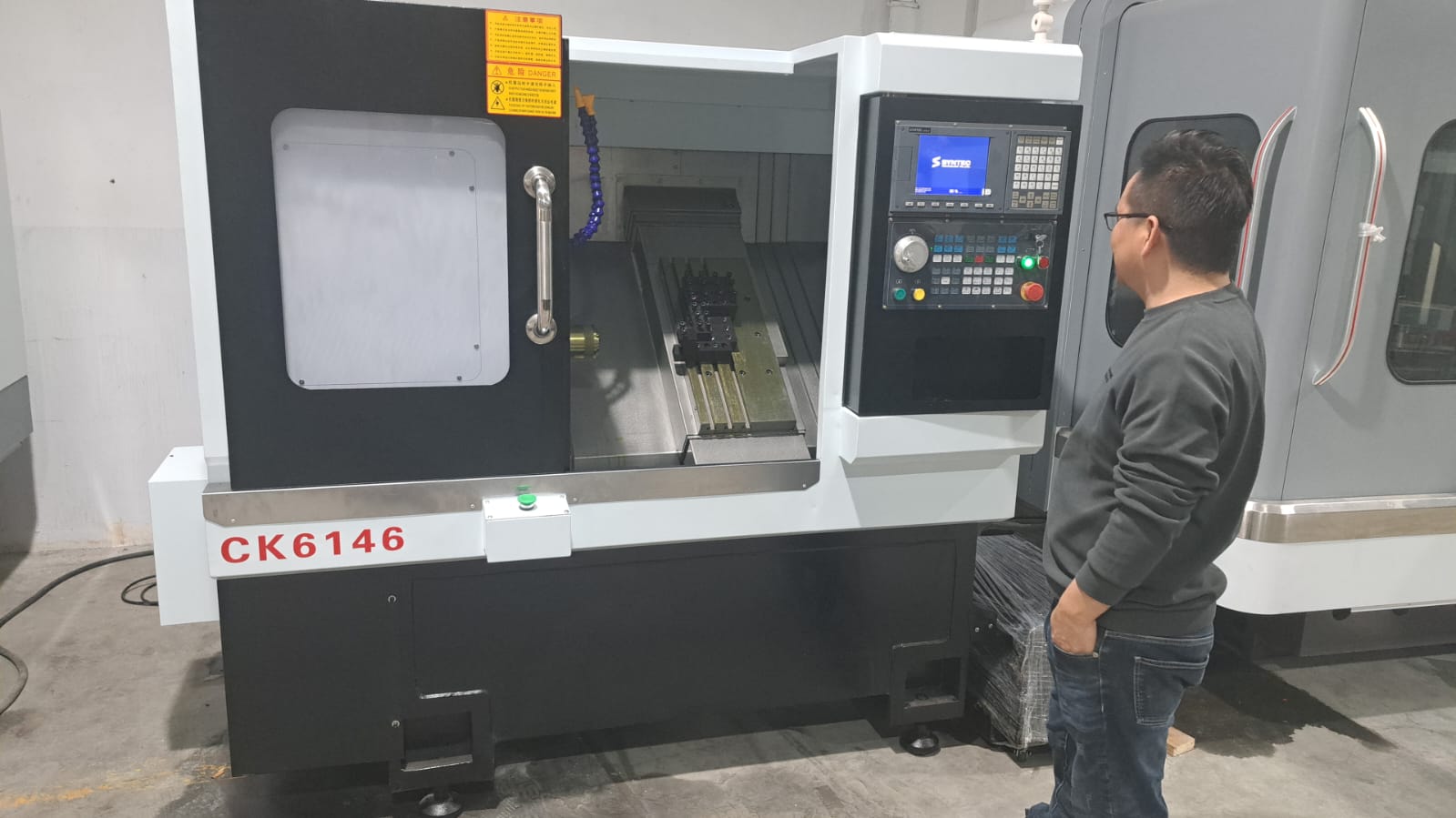 Used Yangzhou Super CNC Lathe  CK6146