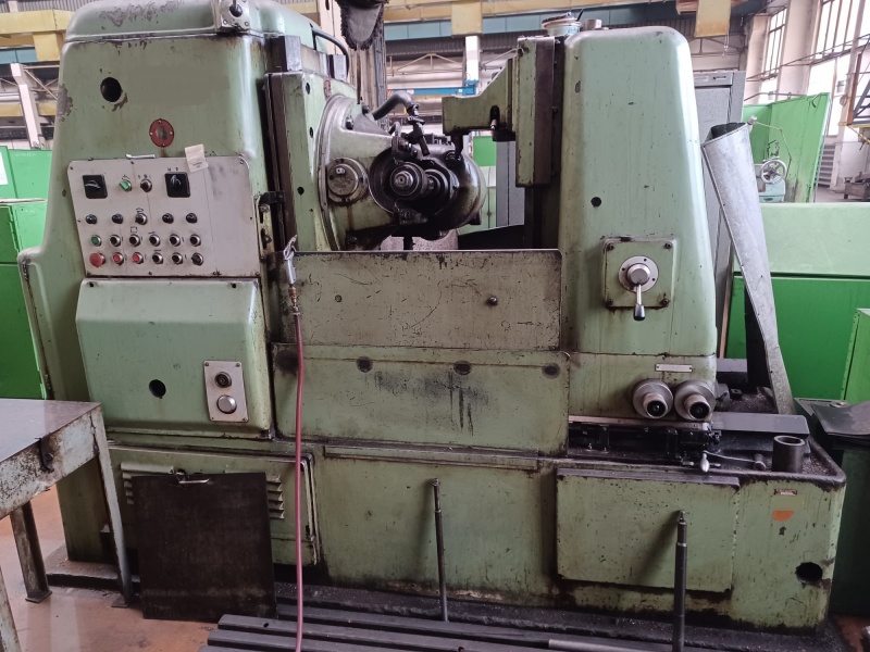 Used Komsomoletz Gear Hobber  5K32