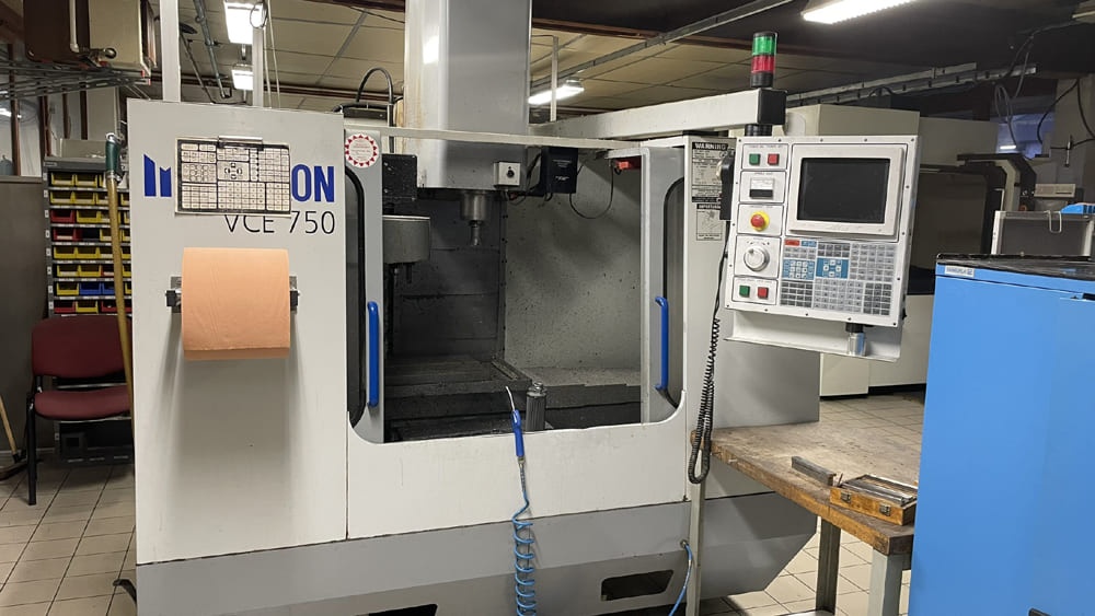 Used Haas Vertical Machining Center ( VMC ) 2000 VCE 750
