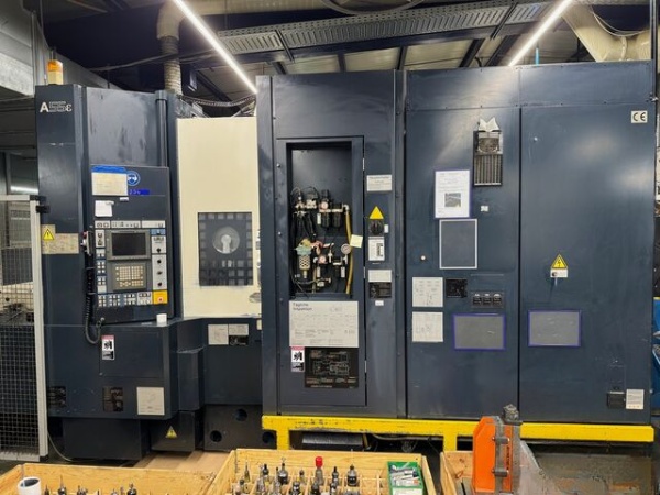 Used Makino Horizontal Machining Center ( HMC ) 2001 A55