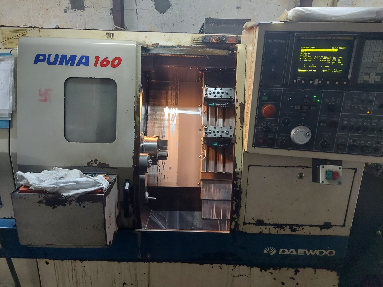 Used Daewoo CNC Lathe 2004 Puma 160