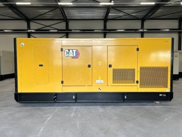 New CAT Power Generator  DE715E0
