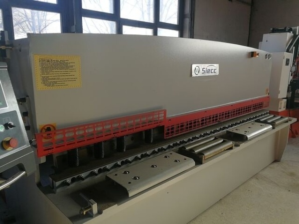 Used Siecc Shearing Machine 2018 QC12Y