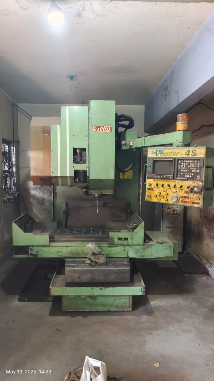 Used Victor Vertical Machining Center ( VMC )  Vcenter-45
