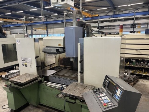 Used Leadwell Vertical Machining Center ( VMC ) 1991 MCV-1000 AP