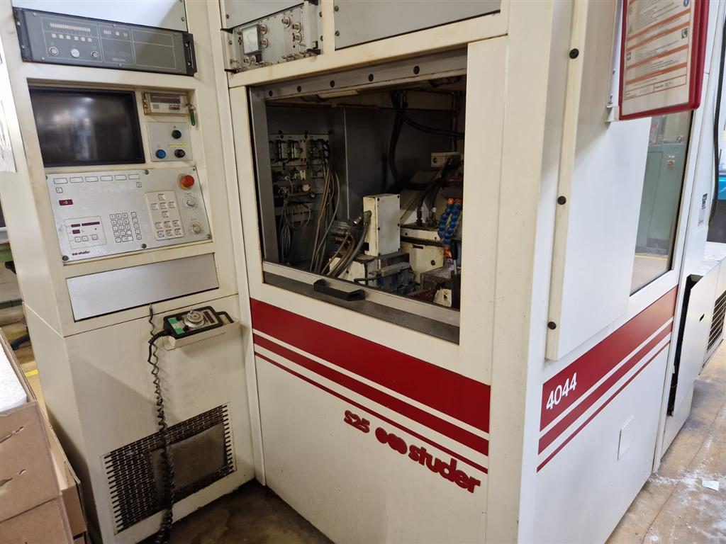 Used Studer Grinder - Cylindrical 1992 S 25