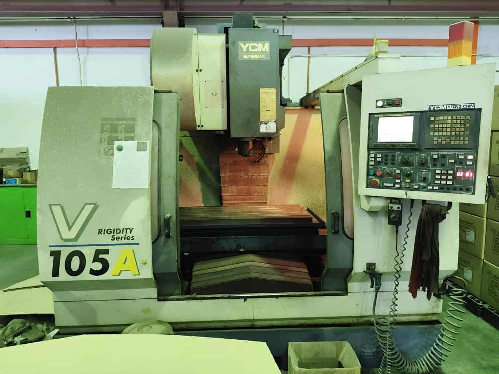 Used YCM Vertical Machining Center ( VMC ) 2003 V105A