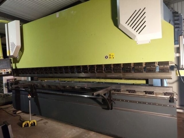 Used Toskar CNC Press Brake 2015 Easyfab-5100-320