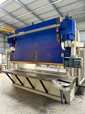 Used Hartmann CNC Press Brake 1994 AKP 30-35C