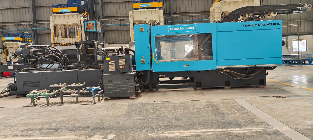 Used Toshiba Injection Moulding Machine  Aswa 650-1000-7000