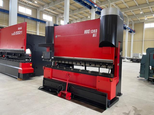 Used Amada CNC Press Brake 2007 HDS-1303NT