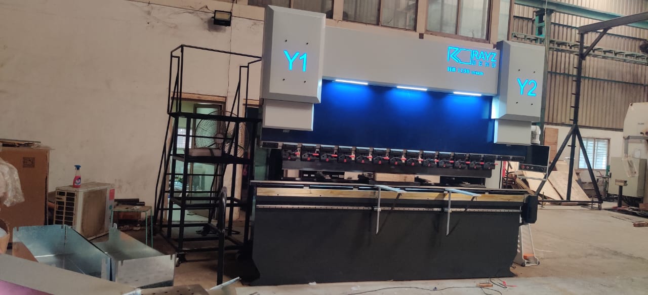 New Rayzon CNC Press Brake  HB1130