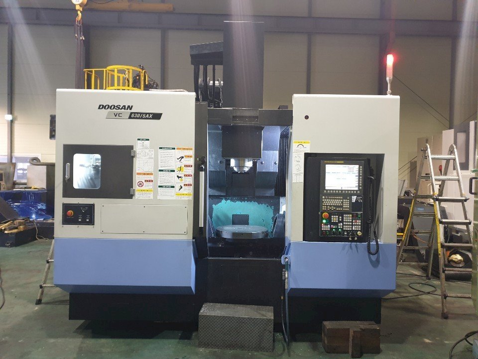 Used Doosan Vertical Machining Center ( VMC ) 2017 VC630/5AX
