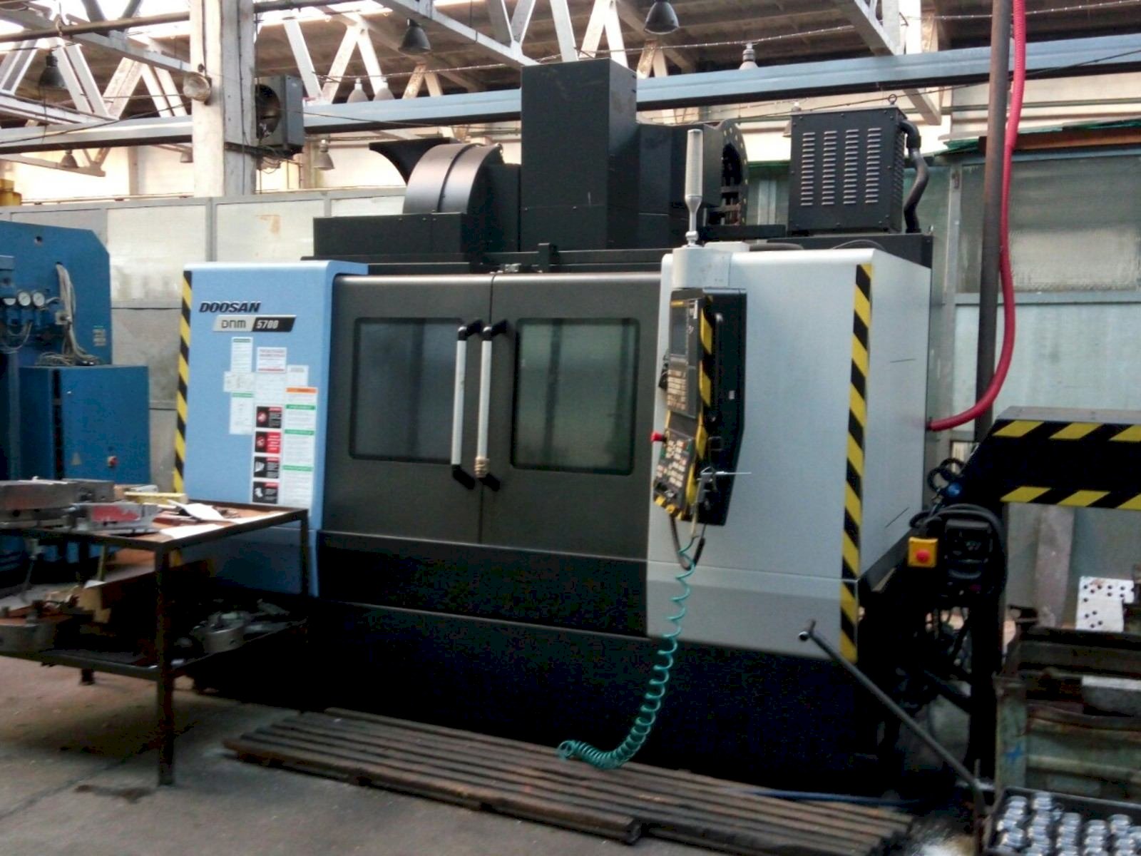 Used Doosan Vertical Machining Center ( VMC ) 2016 DNM 5700